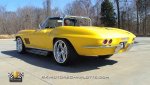 yellow vette.jpg