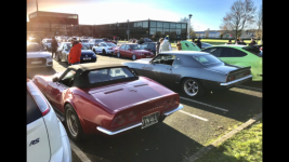 vette and camaro2.png