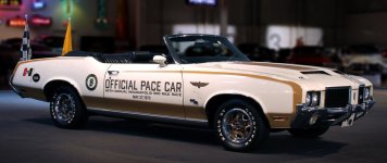 1972_Oldsmobile_Pace_Car1.jpg