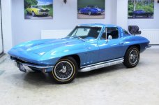 retro-classic-car-1965-corvette-stingray-coupe.jpg retro-classic-car-1965-corvette-stingray-coupe.jpg